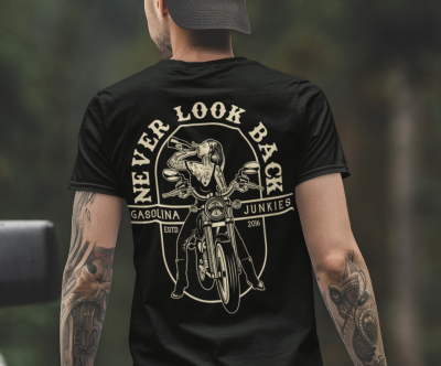 T-Shirt - Never look back